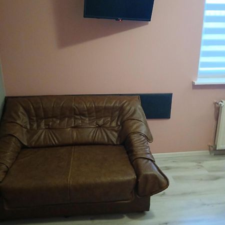Dom Brama Mazur Bed & Breakfast Ostroda Exterior photo