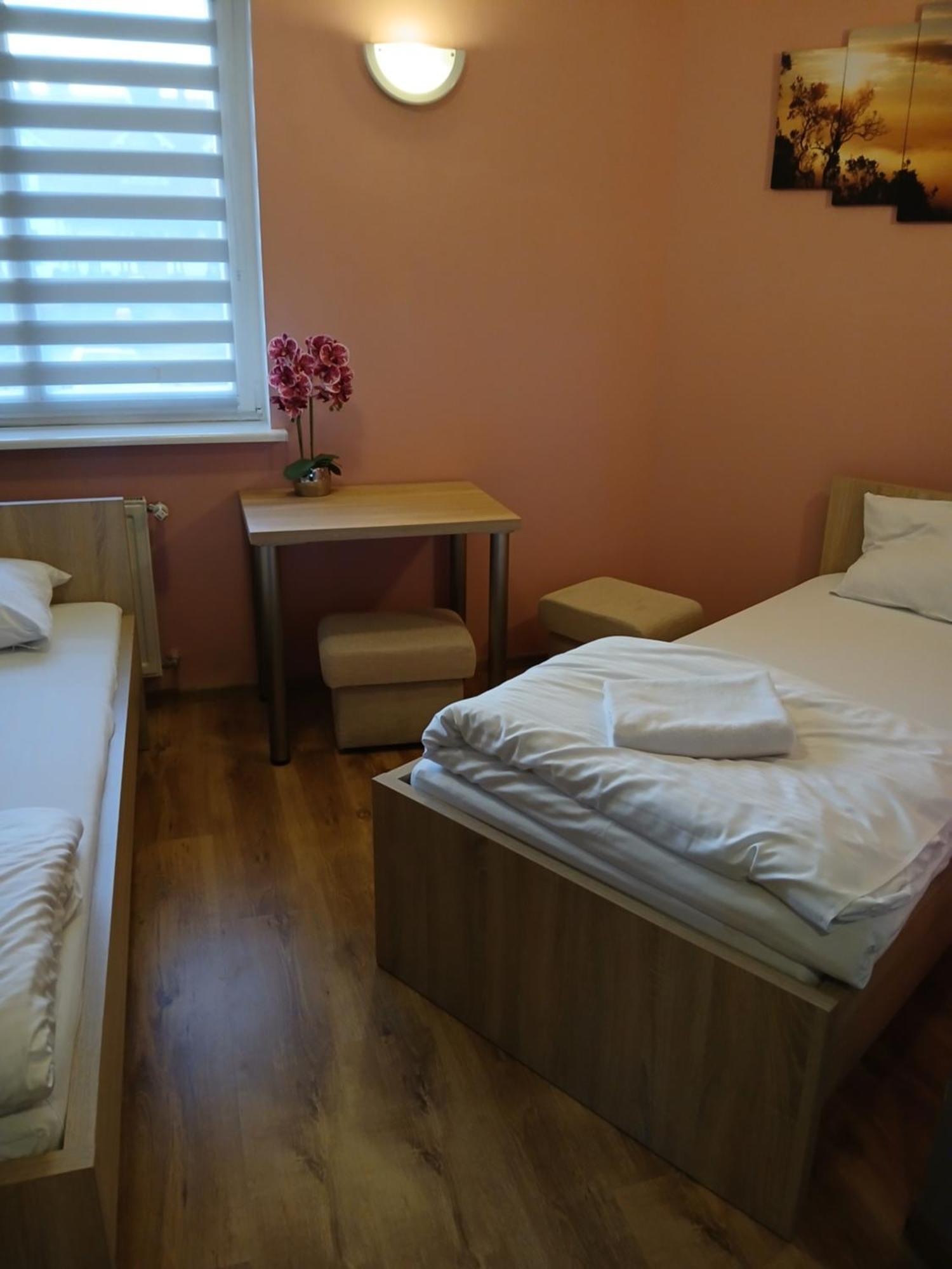 Dom Brama Mazur Bed & Breakfast Ostroda Exterior photo