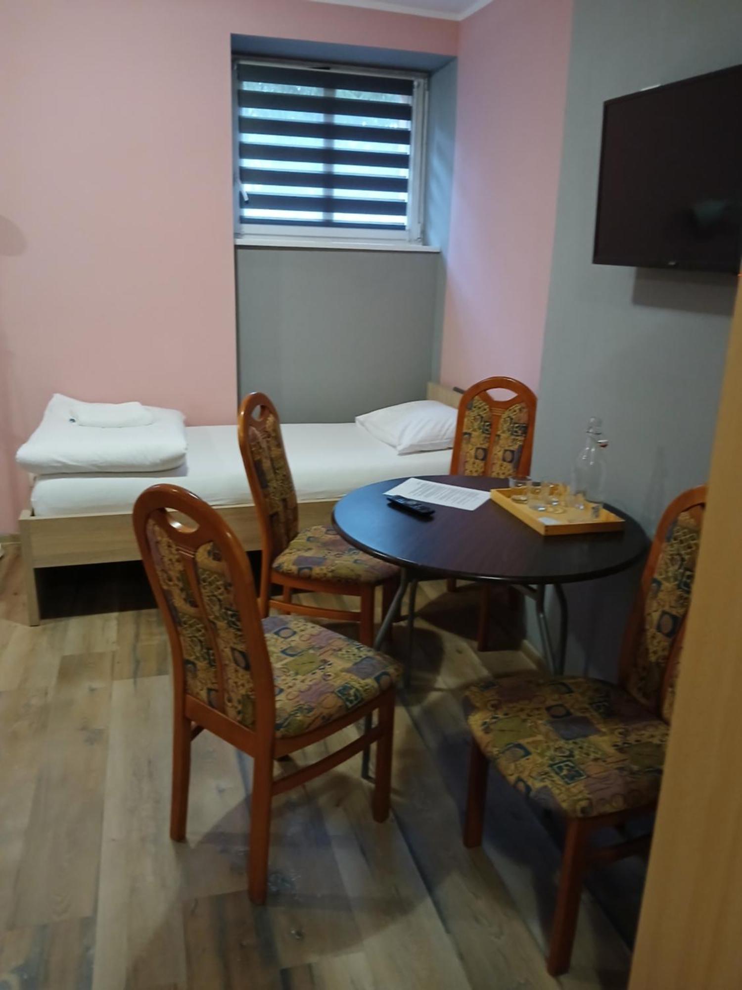 Dom Brama Mazur Bed & Breakfast Ostroda Exterior photo